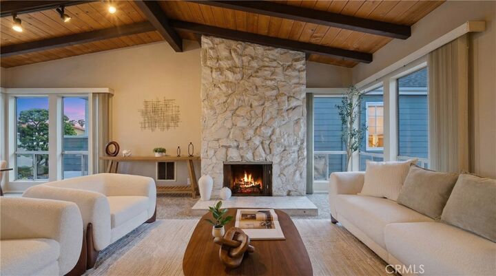 Property Photo:  5916 E The Toledo  CA 90803 