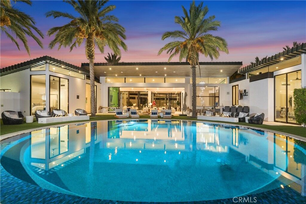 Property Photo: 8 Makena Lane CA 92270