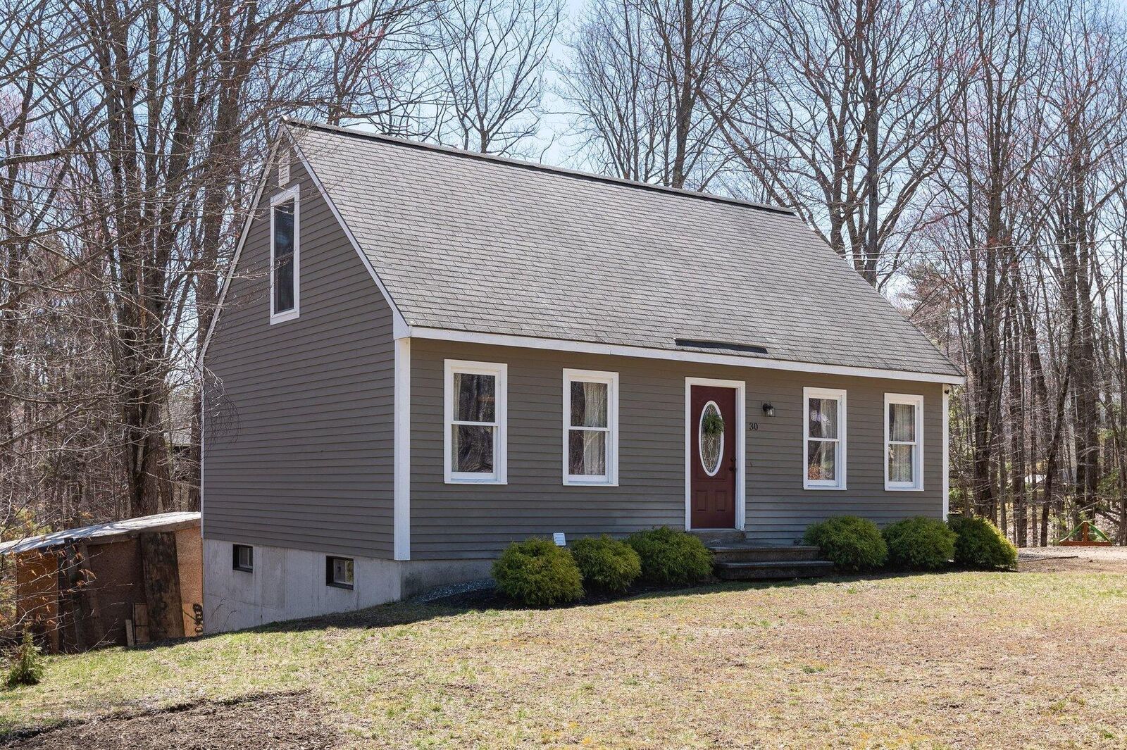 Property Photo:  30 Running Brook Drive  ME 04073 