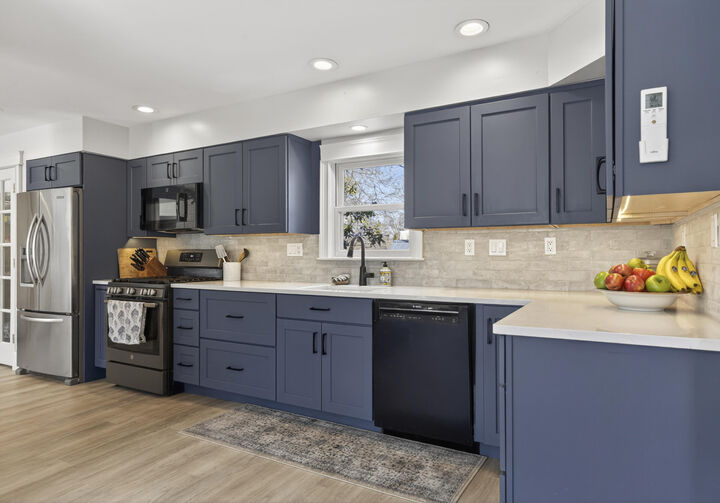 Property Photo: 119 Cedar Street ME 04915