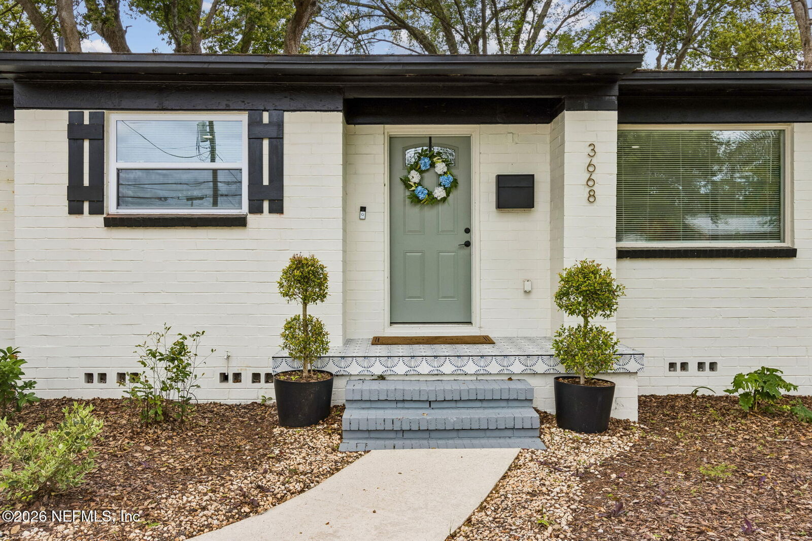 Property Photo: 3668 Marianna Road FL 32217