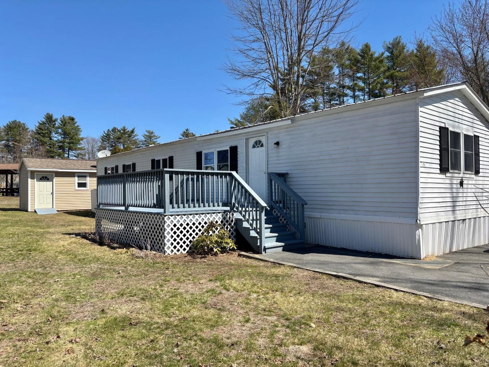 Property Photo:  76 Oriole Avenue  NH 03431 