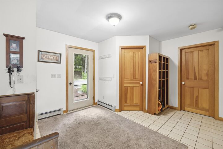 Property Photo:  263 Old Post Road  NH 03255 