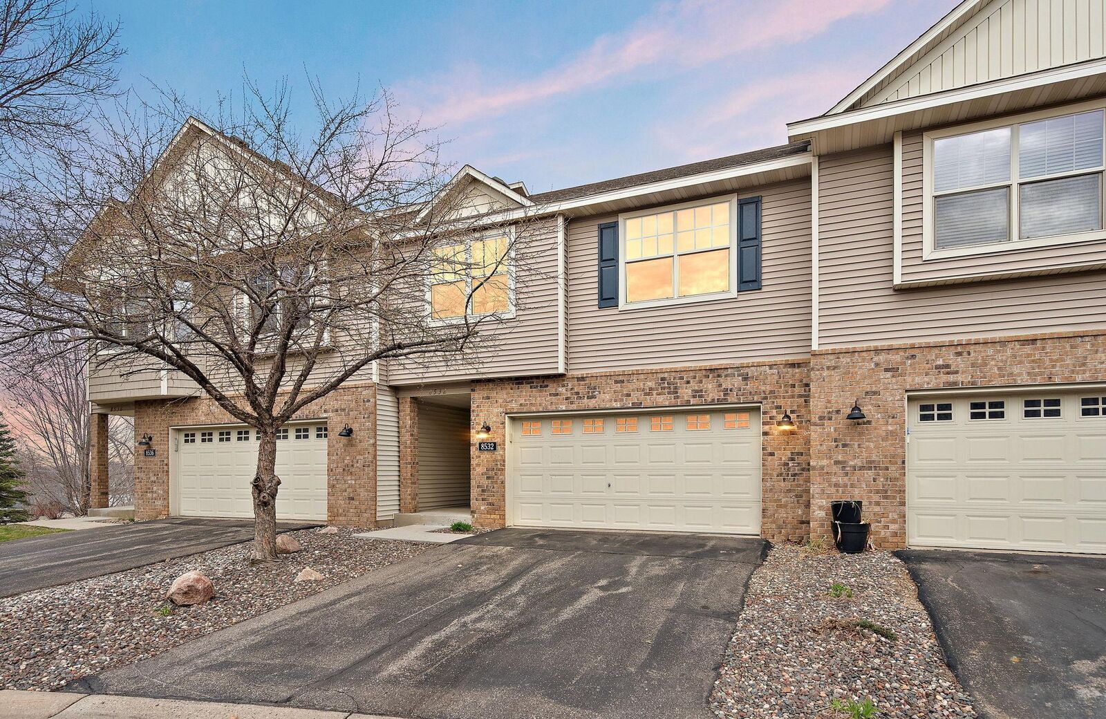 Property Photo:  8532 Lakeview Terrace  MN 55378 