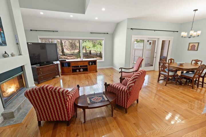 Property Photo: 17 Apple Valley Dr 17 MA 02067