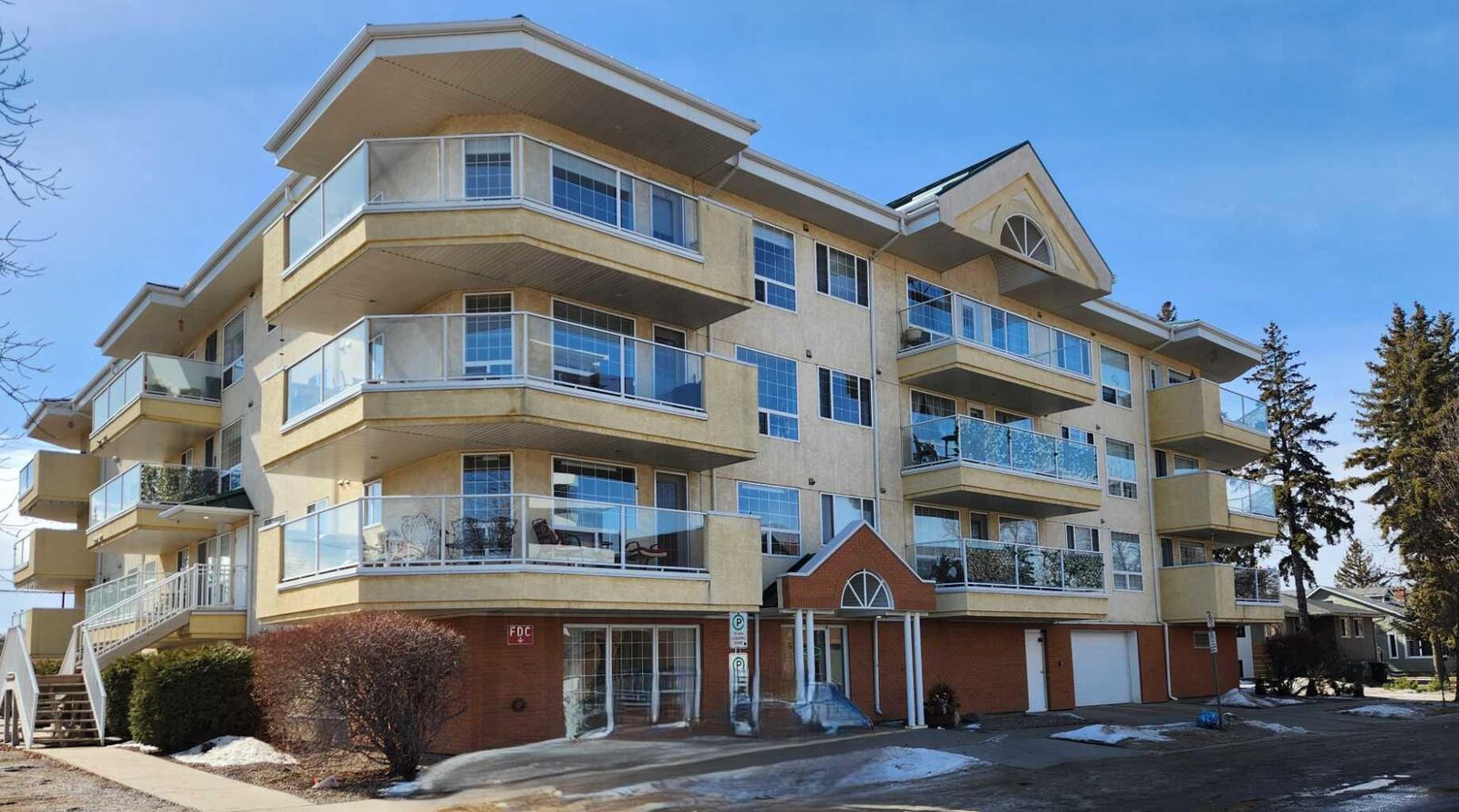 Property Photo:  5117 50 Street #207  AB T9V 0M7 
