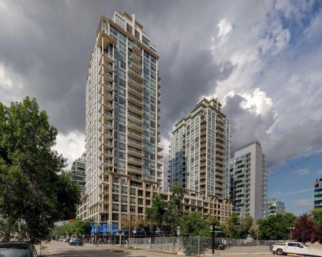 Property Photo: 222 Riverfront Avenue SW 246 AB T2P 0X2