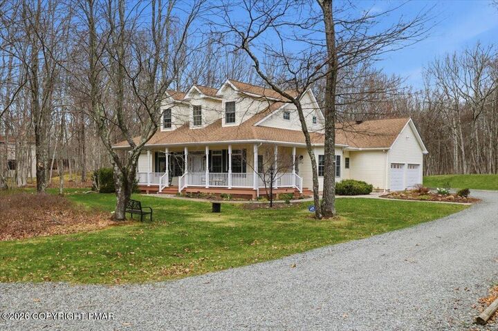 Property Photo:  12 Sitwell Lane  PA 18210 