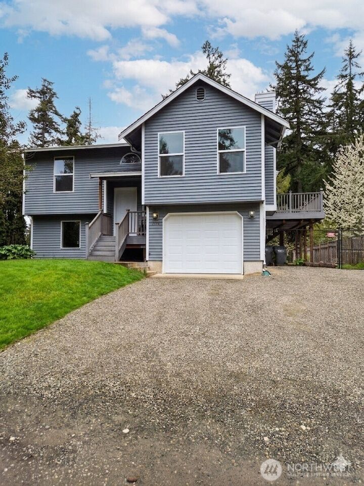 Property Photo:  7195 E Stanley Lane  WA 98366 