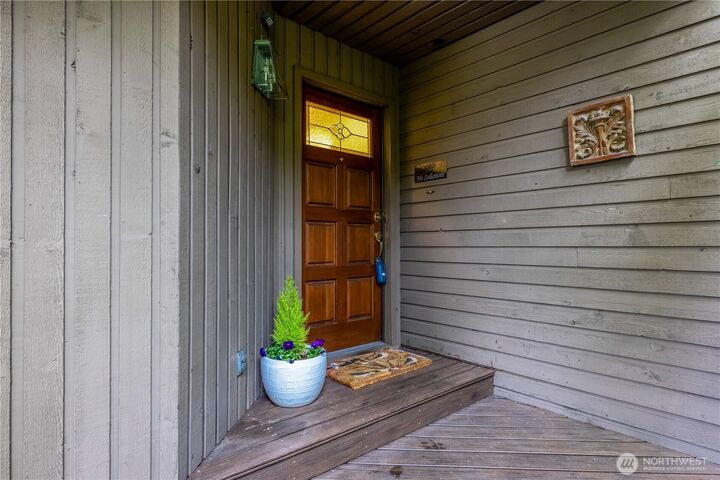 Property Photo: 7739 40th Avenue NE WA 98115