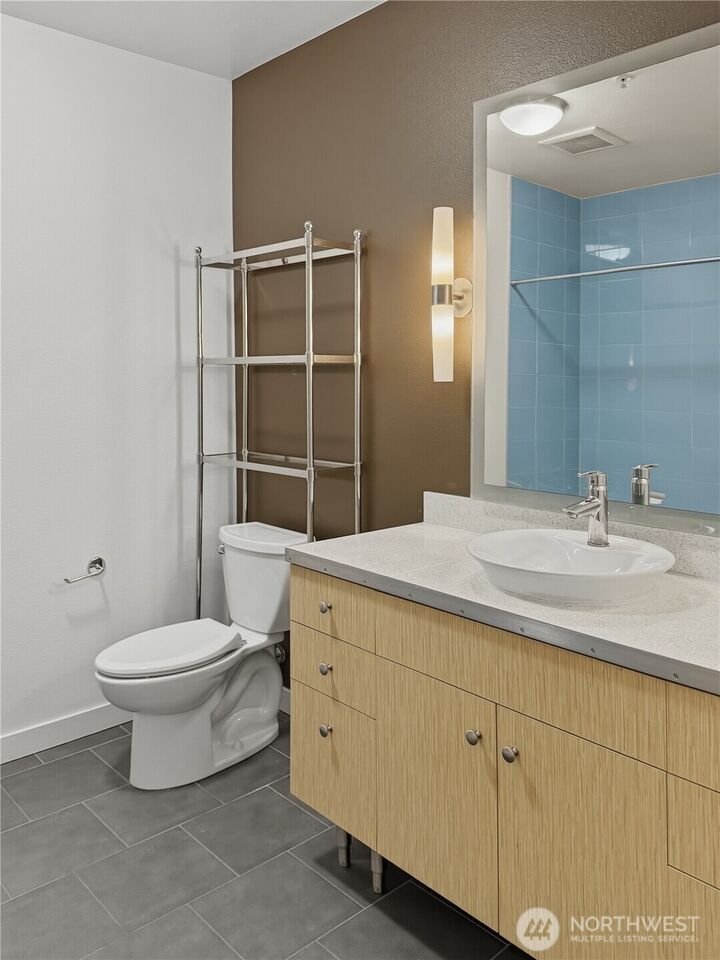 Property Photo:  3104  Western Ave #522  WA 98121 