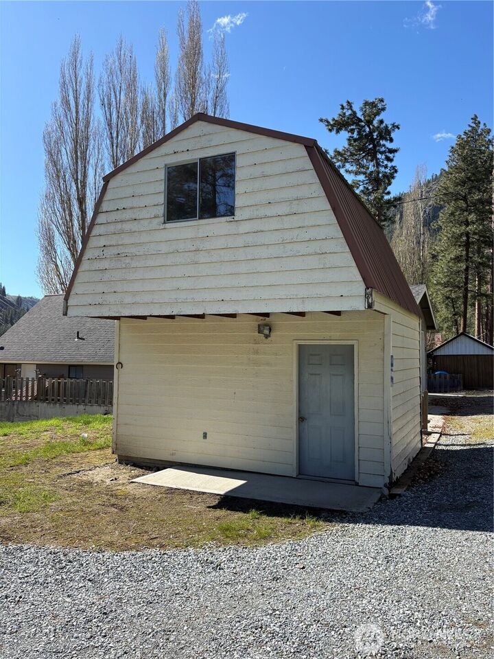 Property Photo:  3  Fawn Road  WA 98846 