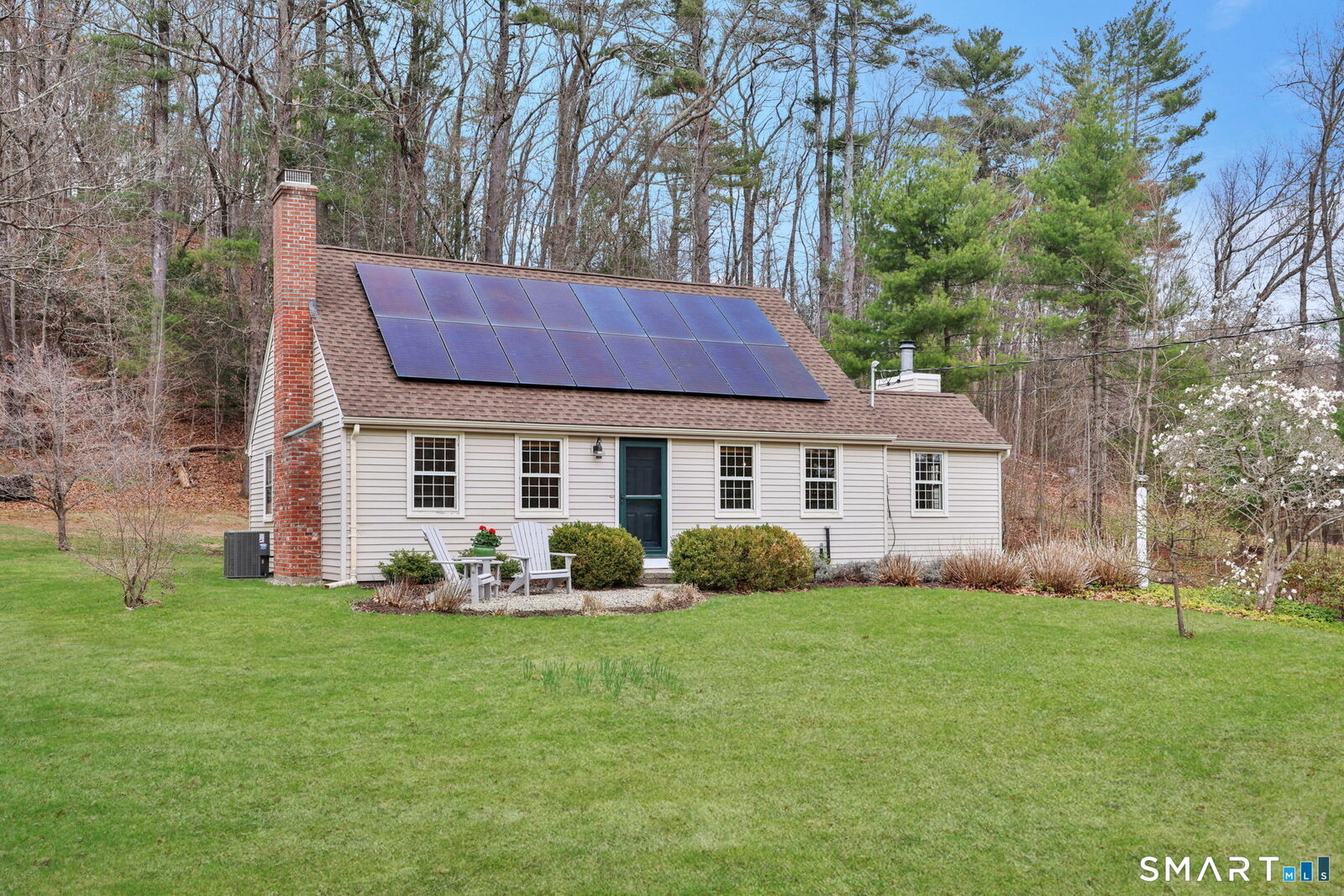 Property Photo: 15 Mohawk Drive CT 06019