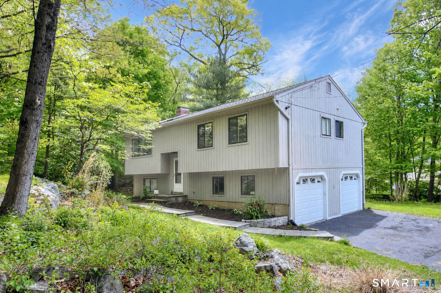 Property Photo:  518 Bennetts Farm Road  CT 06877 
