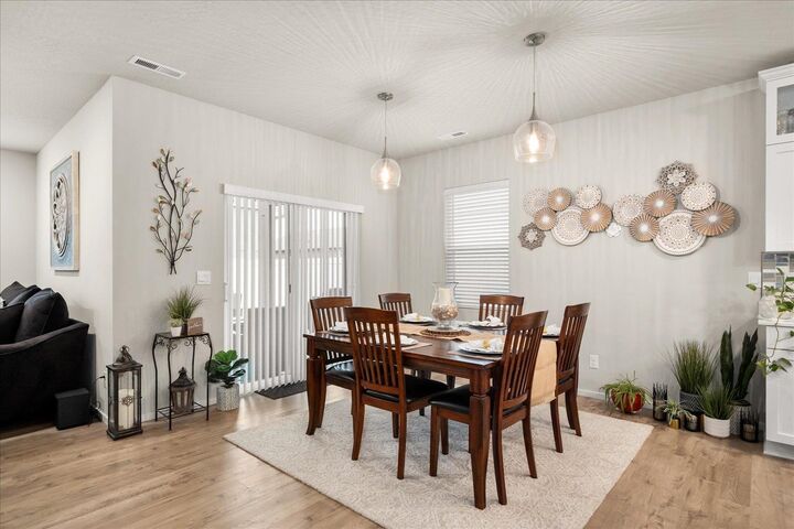 Property Photo:  5904 W Youngstown Ln  WA 99208 