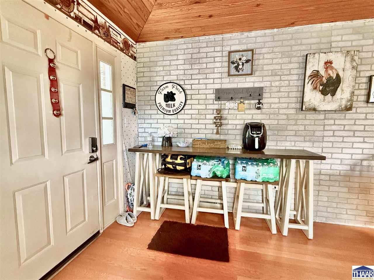 Property Photo: 410 N French Street IN 47882