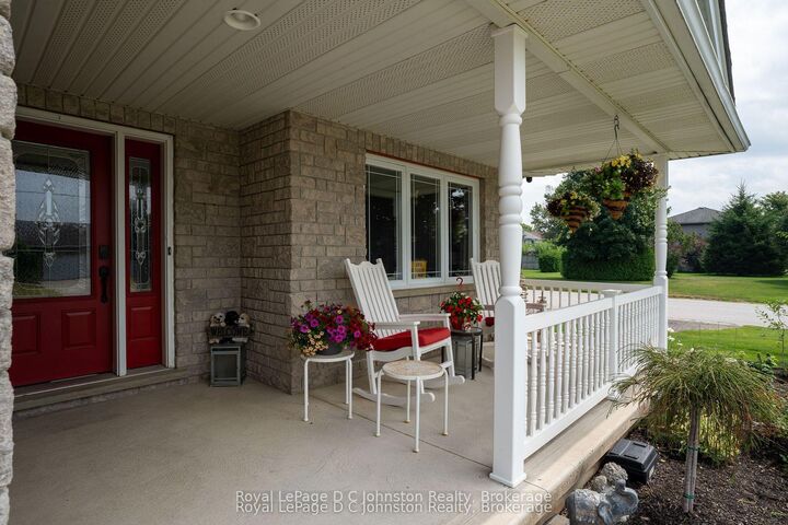 Property Photo: 477 Buckby Lane ON N0H 2C1