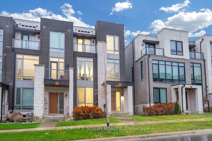 Property Photo: 25 Aylin Crescent ON L6A 4Z8
