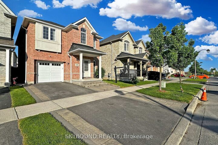 35 Lloydminister Avenue — photo 1