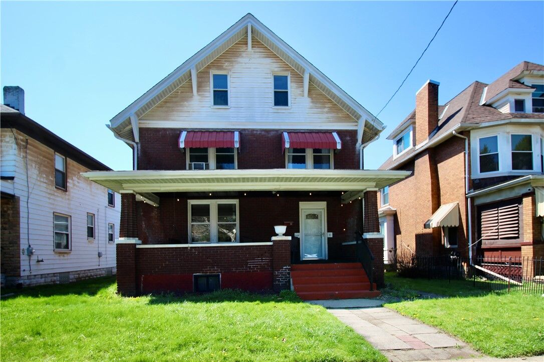 Property Photo:  349 4th Ave  PA 15068 