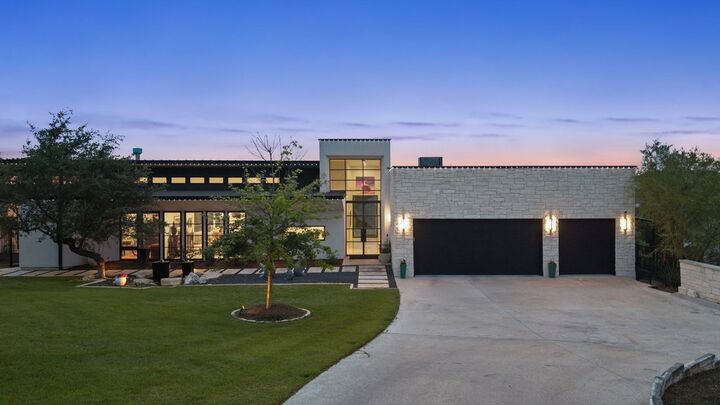 Property Photo:  16409 Shane Landon Court  TX 78738 