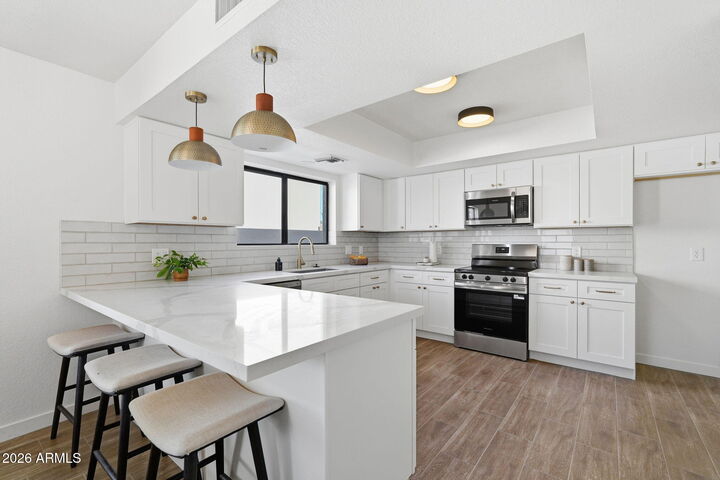 Property Photo: 9872 E Del Monte Avenue AZ 85118