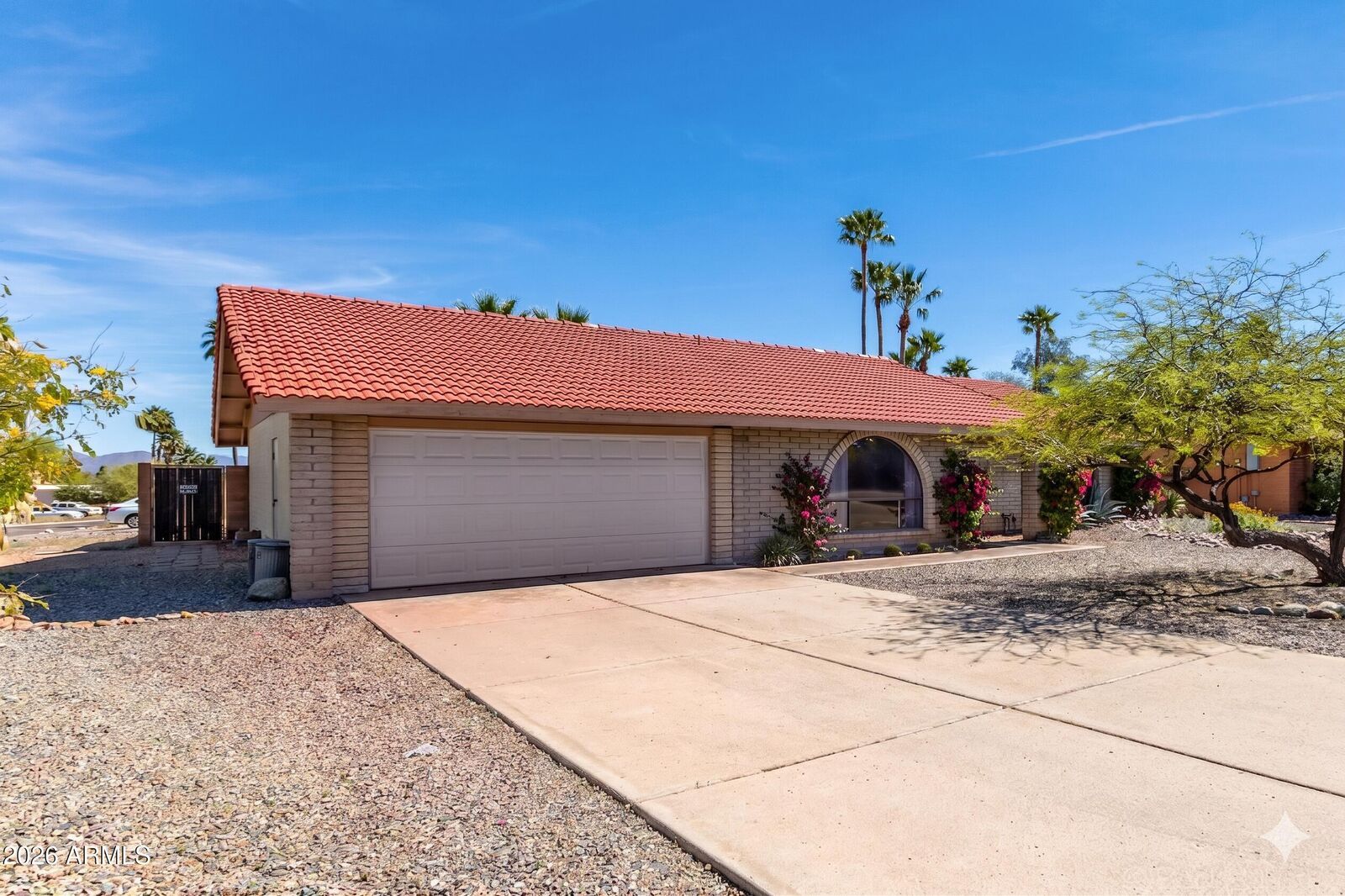 Property Photo:  14053 N Hampstead Drive  AZ 85268 