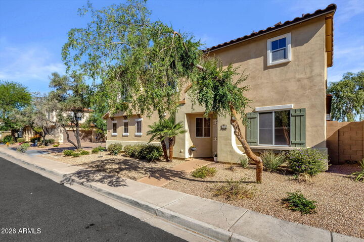 Property Photo: 642 E El Prado Road AZ 85225