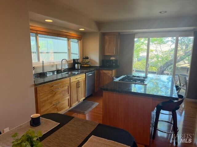 Property Photo:  28 Elan Way  CA 94559 