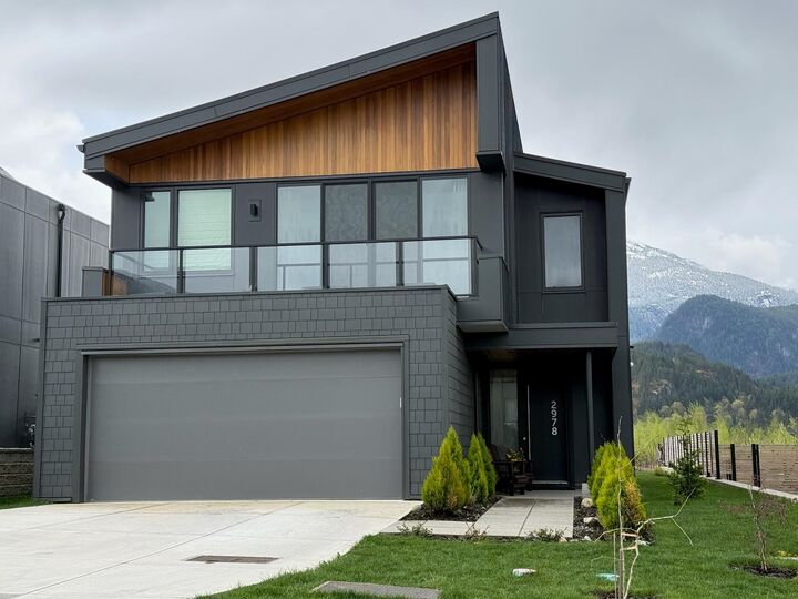 Property Photo: 2978 Huckleberry Drive BC V8B 1B2