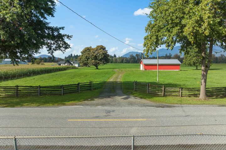 Property Photo: 10125 Reeves Road BC V2P 6H4
