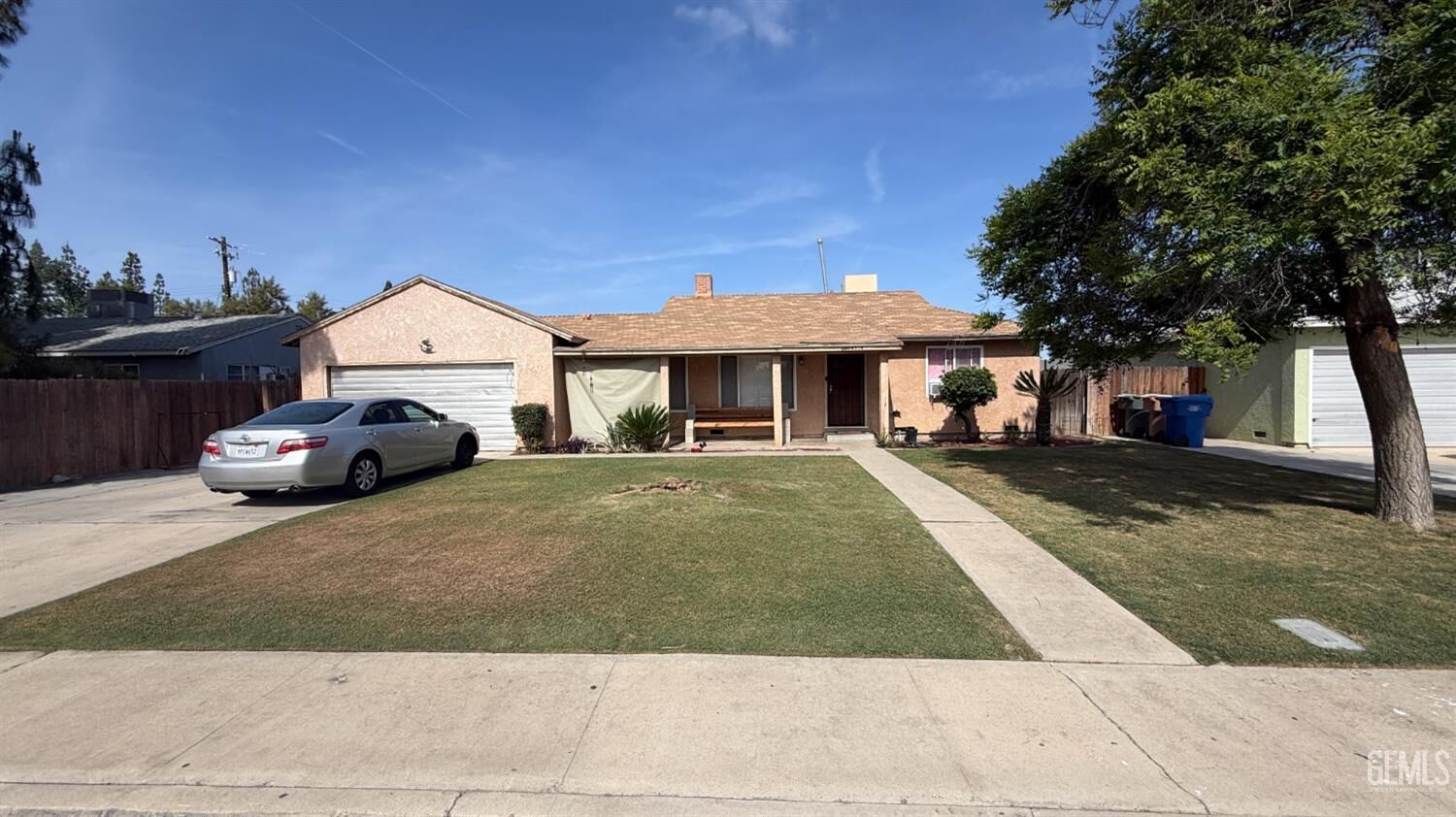Property Photo:  4714 Frazier Avenue  CA 93309 
