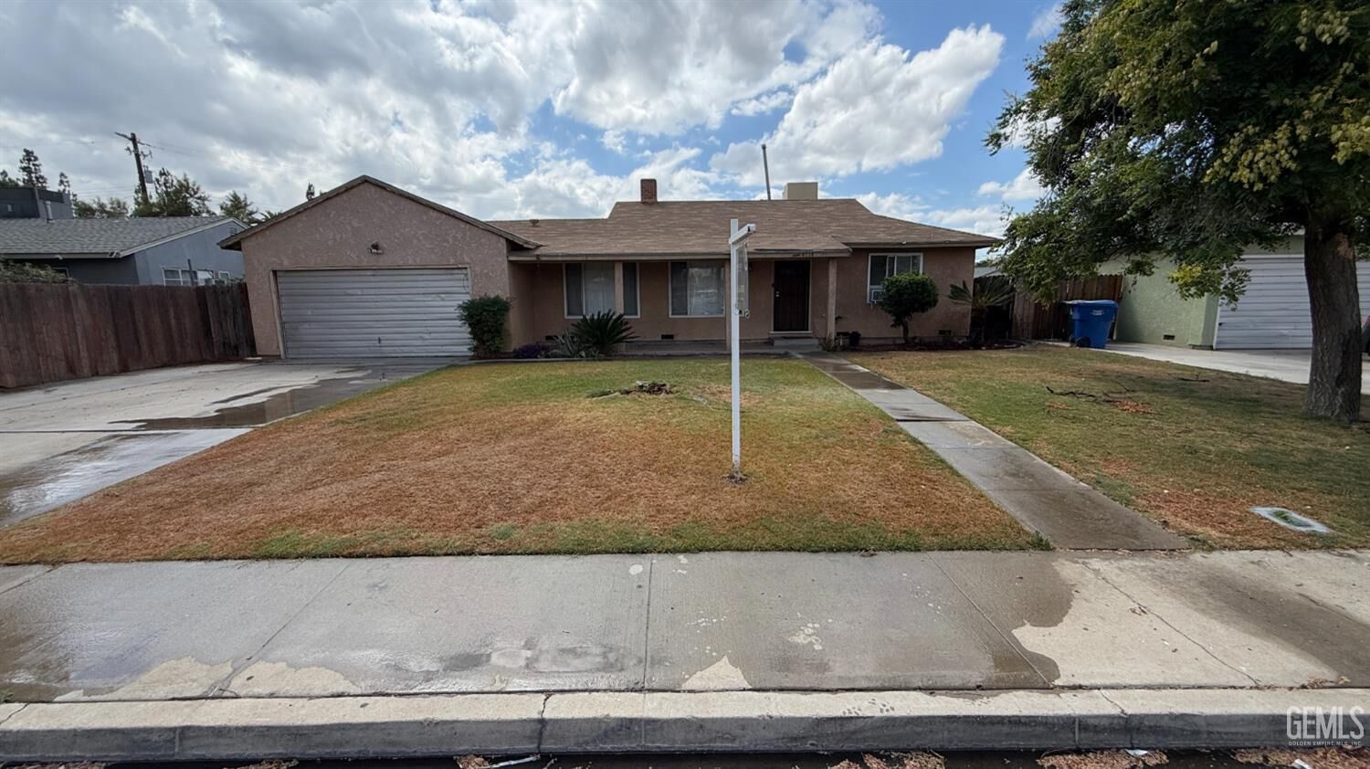 Property Photo: 4714 Frazier Avenue CA 93309