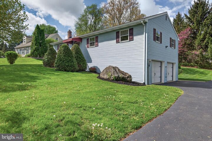 Property Photo:  104 Nordick Drive  PA 17602 