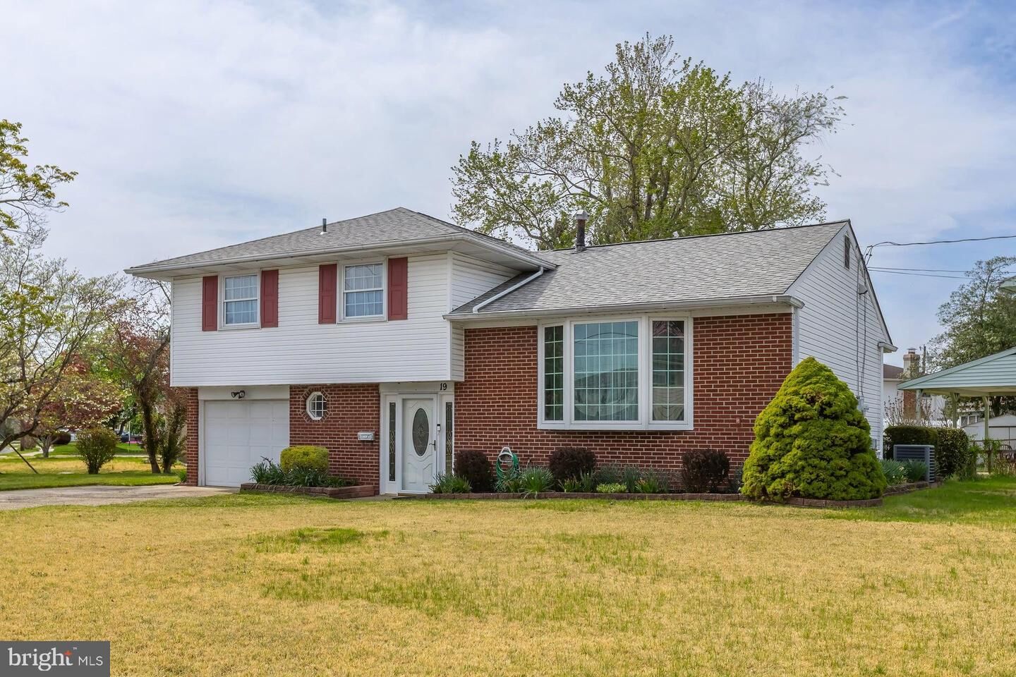 Property Photo:  19 Fairmount Drive  NJ 08028 