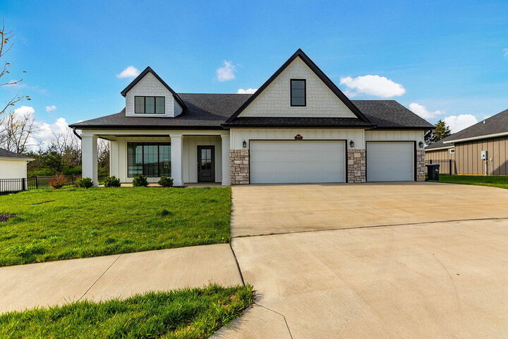 Property Photo:  4611 Stone Mountain Pky  MO 65201 