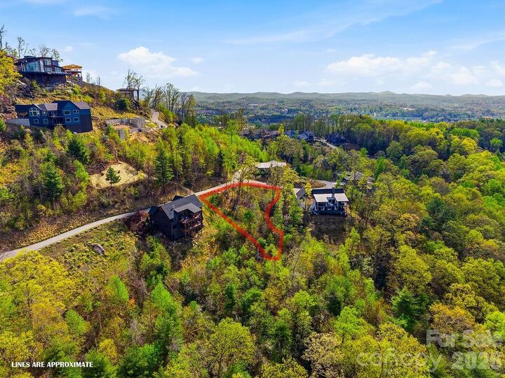 Property Photo:  325 Curtain Bluff W9  NC 28791 