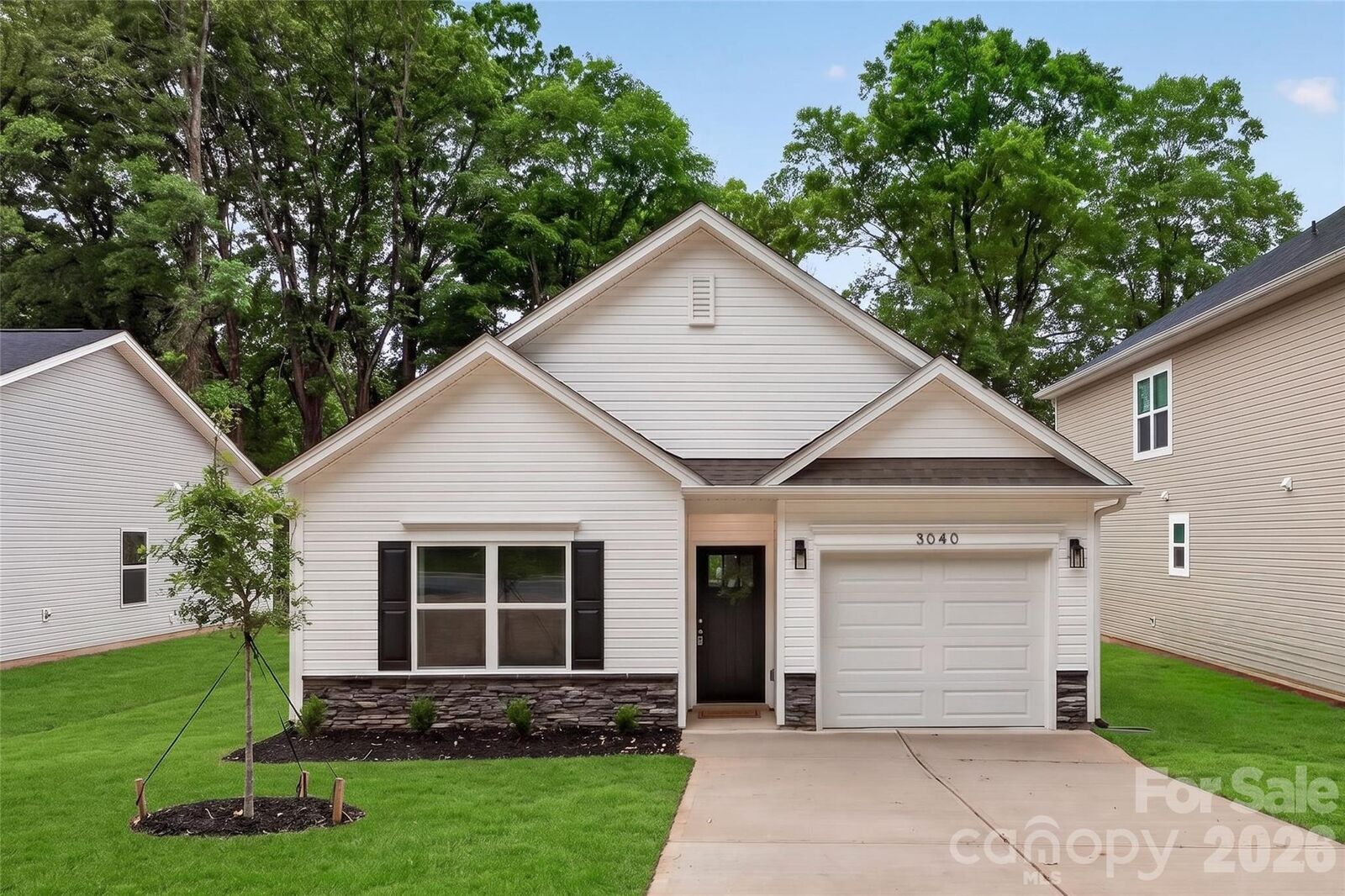 Property Photo:  3040 Mulberry Church Road  NC 28208 