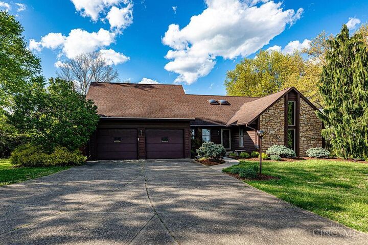 Property Photo:  6215 Daleview Road  OH 45247 