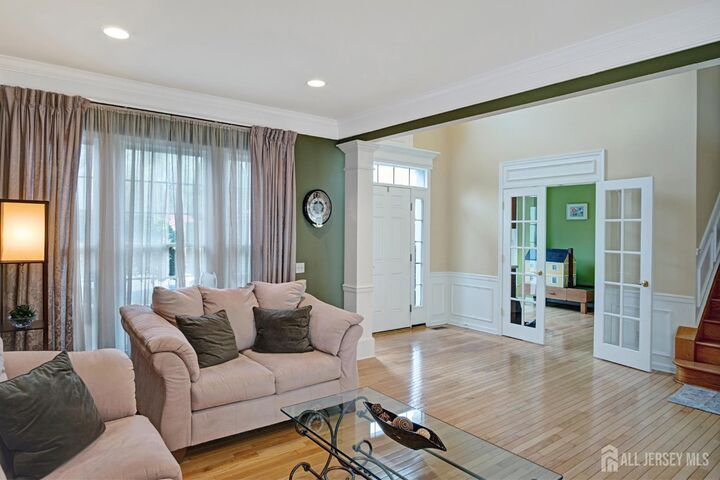 Property Photo:  7 Hager Street  NJ 08816 