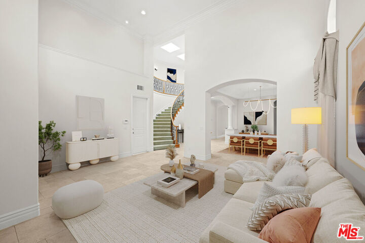 Property Photo: 1756 Ruhland Ave CA 90266