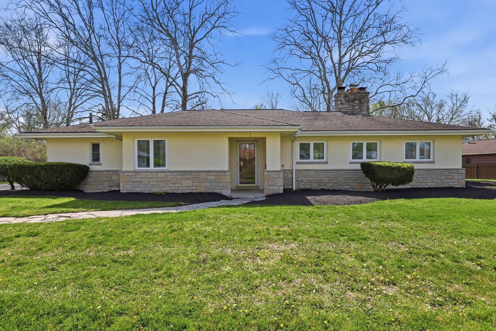 Property Photo:  2457 Brookwood Road  OH 43209 