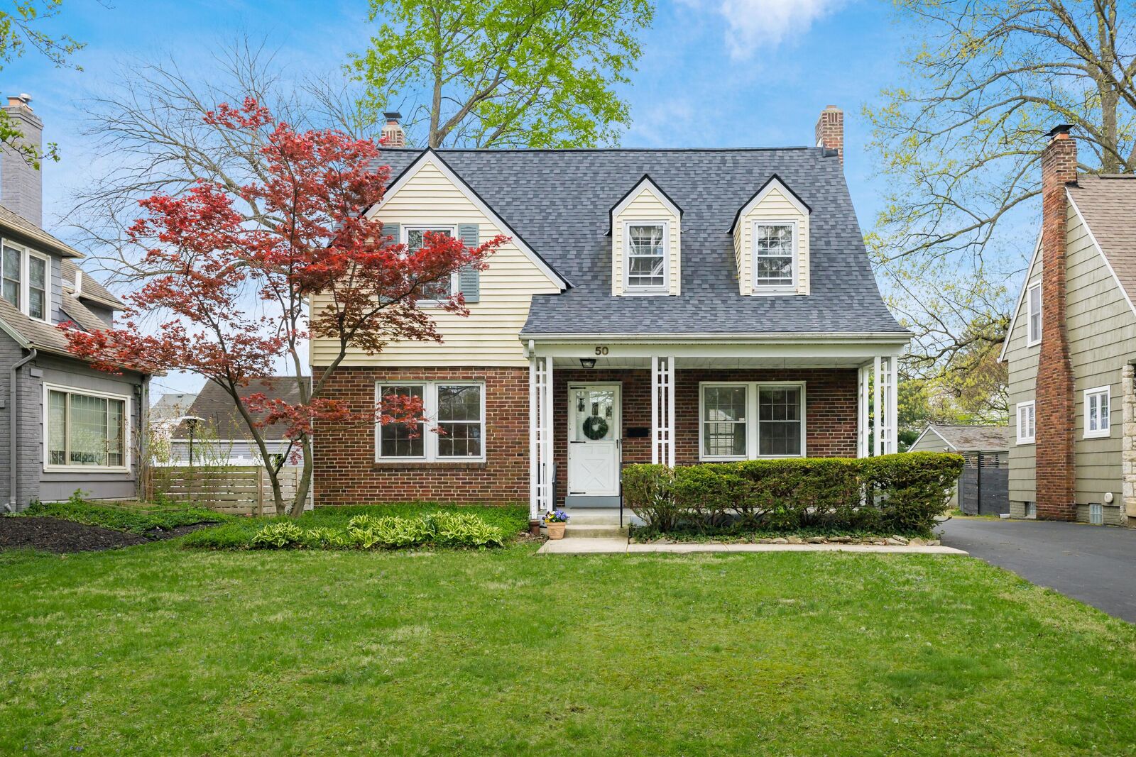Property Photo:  50 N Cassingham Road  OH 43209 