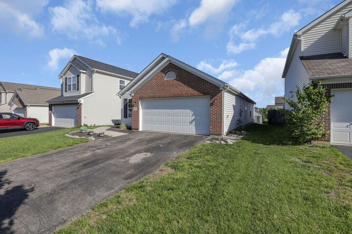 Property Photo:  6880 Riding Trail Drive  OH 43110 