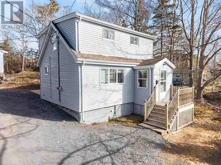 60 Lindhurst Drive — photo 1