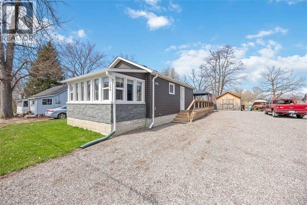Property Photo:  126 Church Street  ON N0N 1G0 