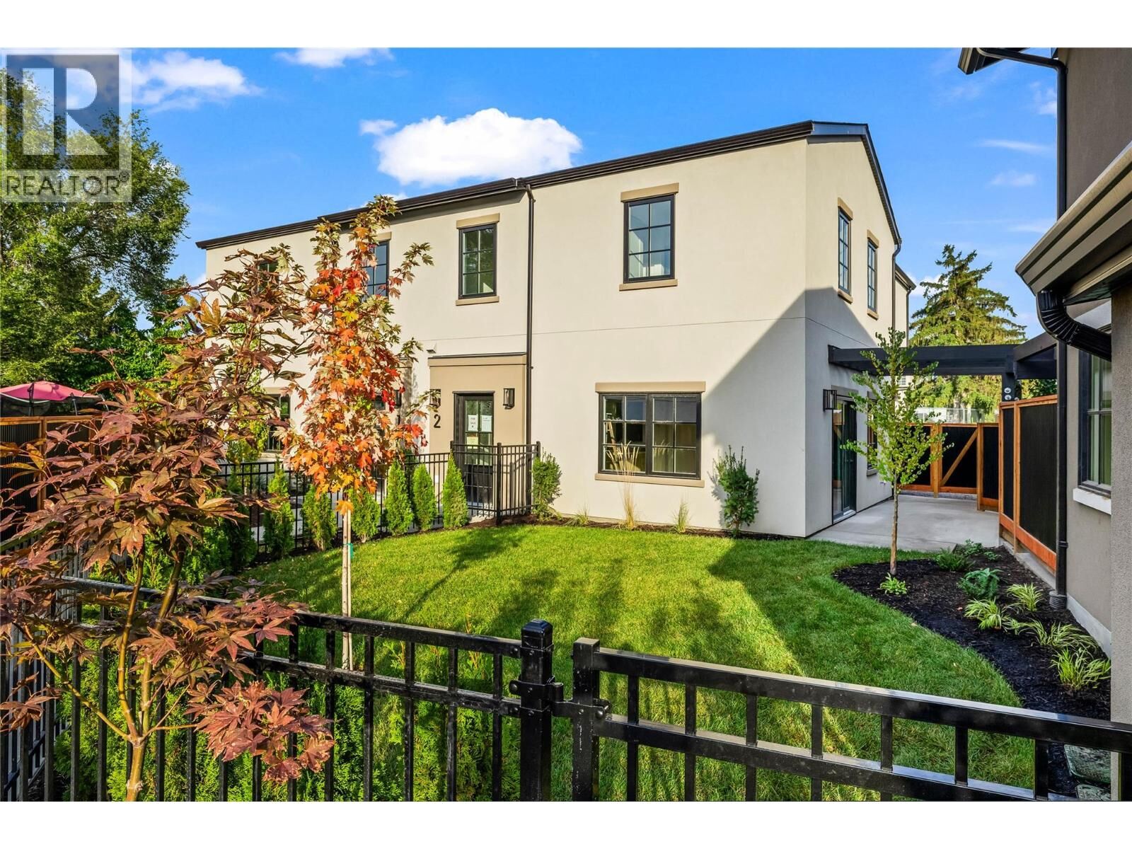 Property Photo: 2957 Conlin Court 2 BC V1Y 7S7
