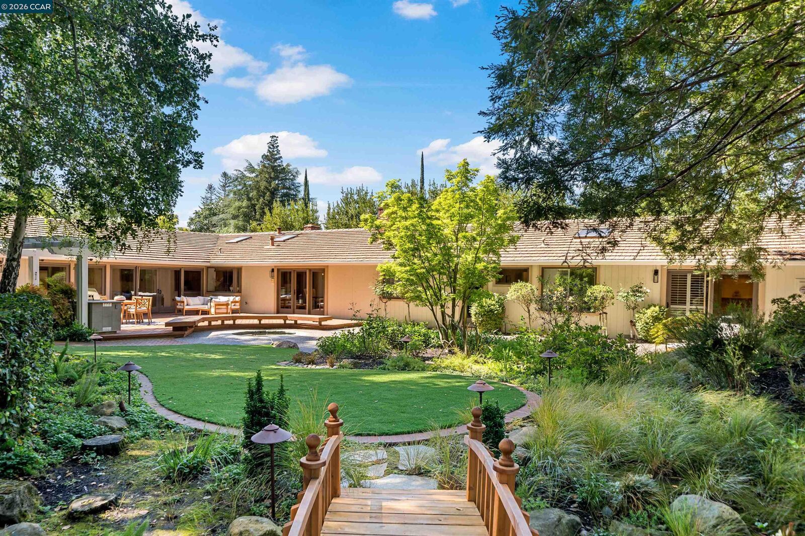 Property Photo:  2216 Nelda Way  CA 94507 