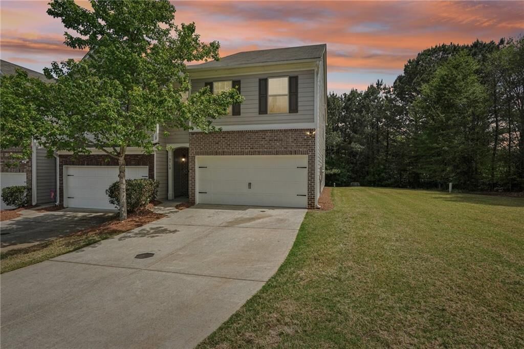 Property Photo:  5710 Vinyard Lane  GA 30041 