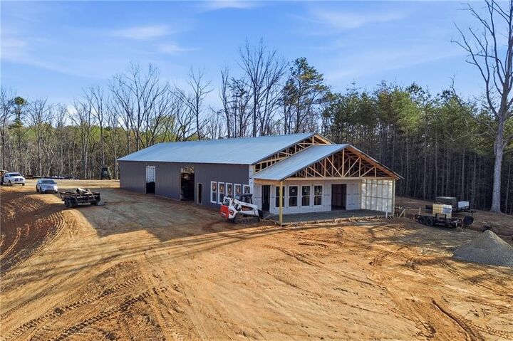Property Photo: 1927 Leeches Road GA 30540